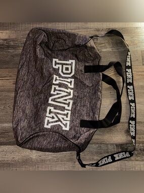 PINK Victoria's Secret Heathered Gray Men's Duffel with White Logo marble
